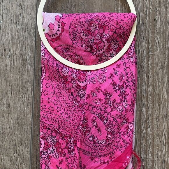 Vintage Deadstock Y2K Mudd Floral & Paisley Patterned Lightweight Scarves - Picture 4 of 4